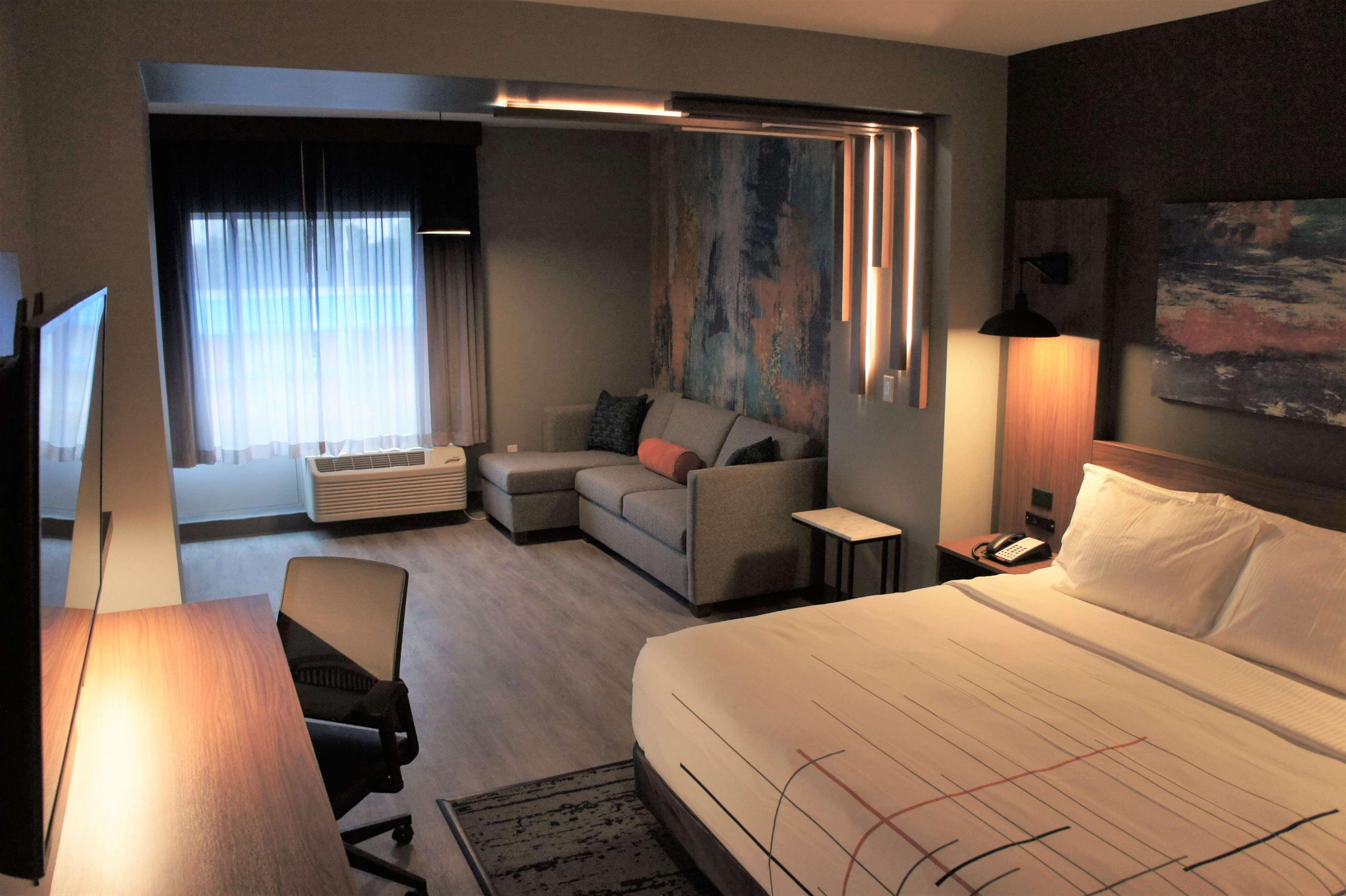 La Quinta Inn & Suites By Wyndham Оксфорд Екстериор снимка